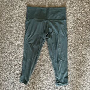 Athleta SALUTATION STASH HIGH RISE 7/8 LEGGING